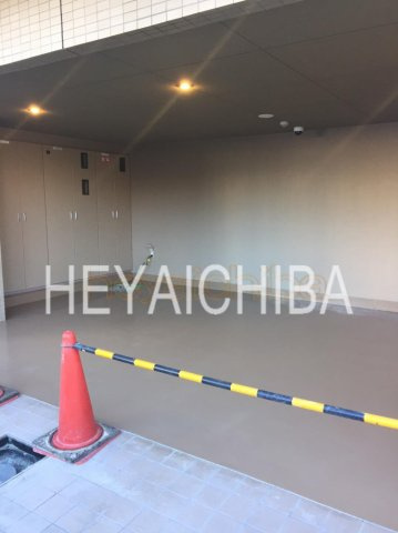 クレイシア門前仲町の駐車場