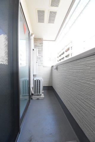 フジパレス住吉我孫子前Ⅱ番館 のバルコニー
