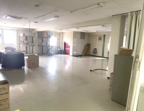 門真市松生町貸工場の内装
