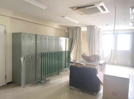 門真市松生町貸工場の内装