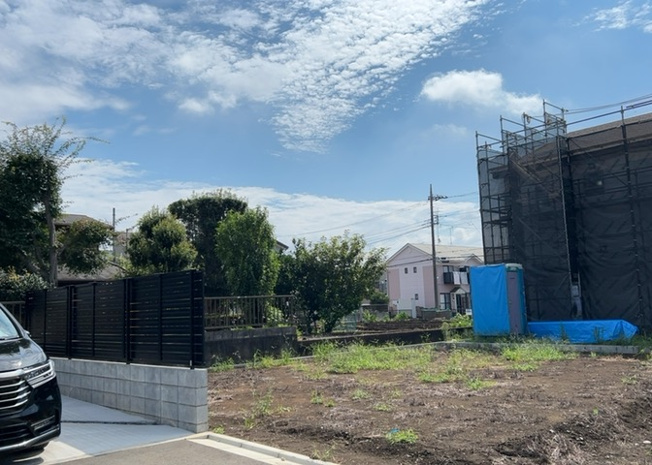 【展望】 | 眺望を気にして物件を探す場合、前面に建物が建っていないか現地で確認しましょう！前面に建物があると景色はもちろん、日当たりや風通しにも影響が出てきます。住んだ時のことを想像しながら現地見学をしましょう。