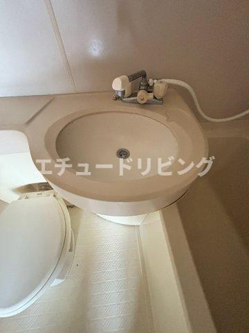 朝霞台ハイツの洗面所
