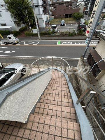 朝霞台ハイツのロビー