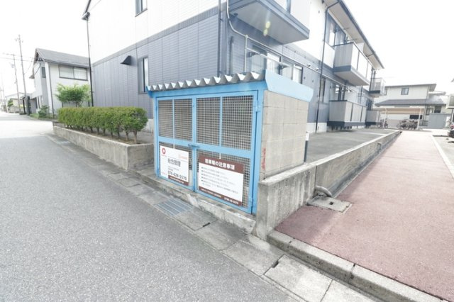 ハイツ・ビューテラス　B棟の駐車場