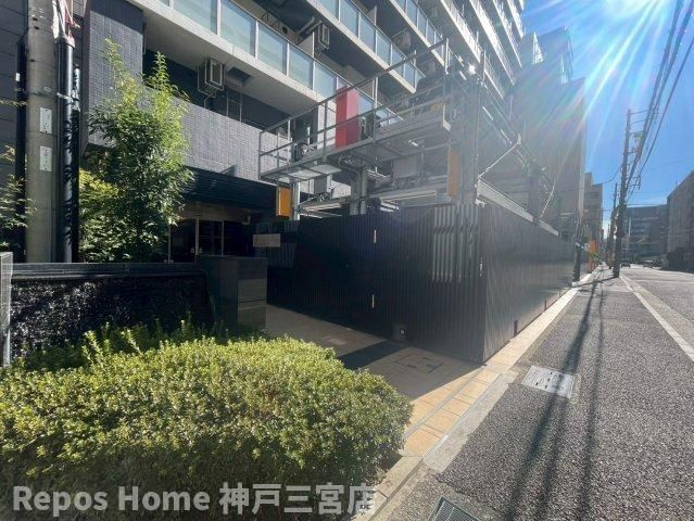 エステムプラザ神戸三宮ルクシアのエントランス