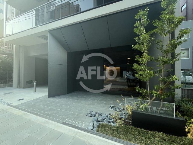 シーズンフラッツ新大阪SOUTHのエントランス|エントランス