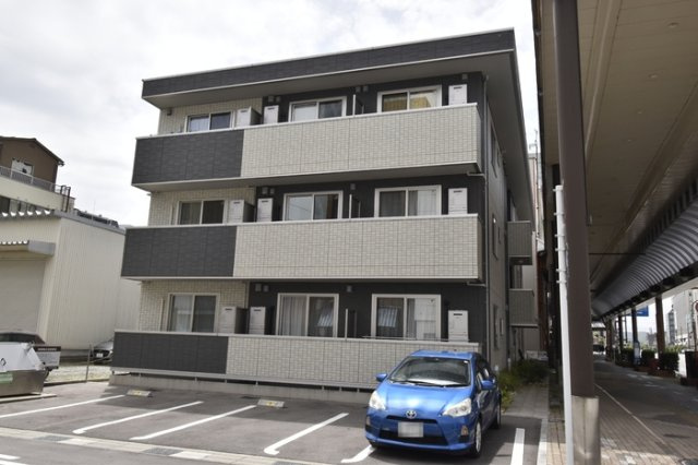 グランドコート堤町