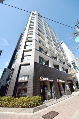正金アパートメント入船の外観