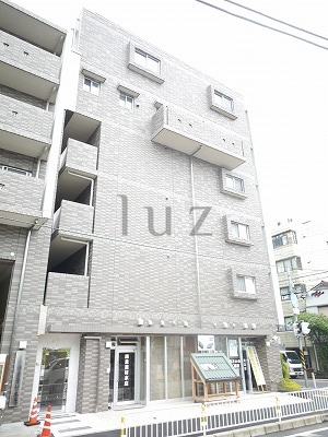 ソラーレ横浜の外観