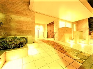 ソラーレ横浜の外観