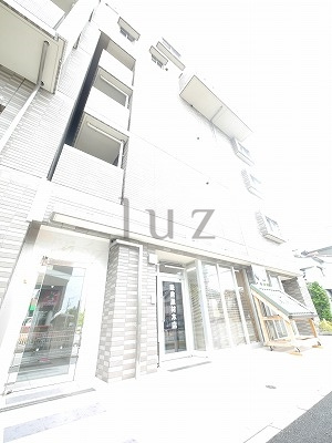 ソラーレ横浜の外観