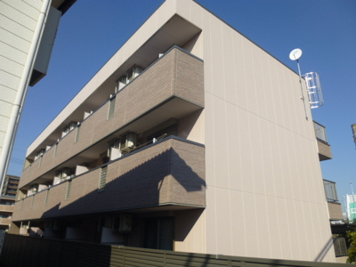 ひとり暮らしの防犯に安心のオートロックマンション。