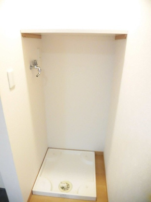★洗濯機置場は、お部屋のジャマにならない場所に★