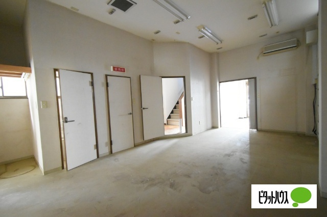 表町１丁目貸店舗の内装