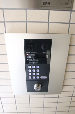 安心のオートロック付き♪