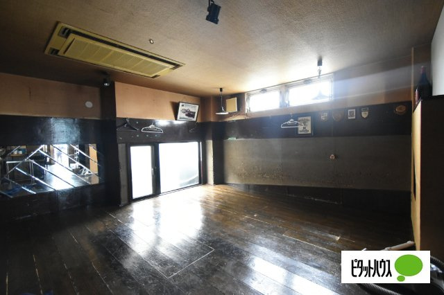本町２丁目貸店舗の内装