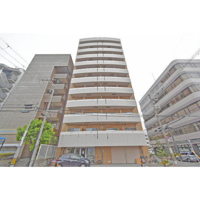 SERENiTE江坂四番館
