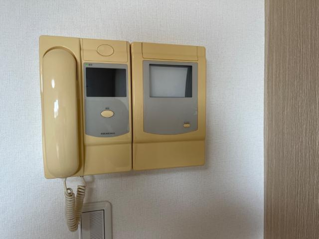 ペティハウス壱番館の内装|カメラ付インターホン