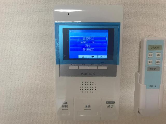 パインヒルズ　桜山の内装|カメラ付インターホン