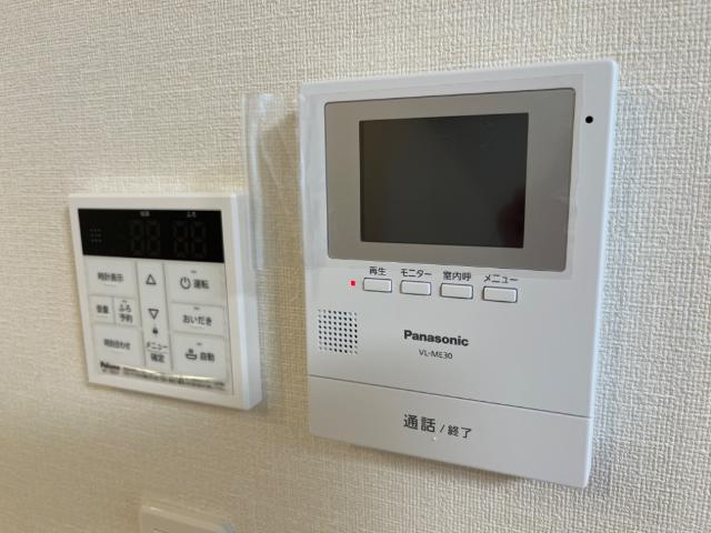 シャルモントＡの内装|カメラ付インターホン