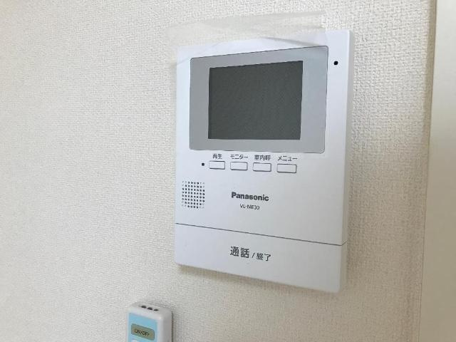 アイビスⅡの内装|カメラ付インターホン