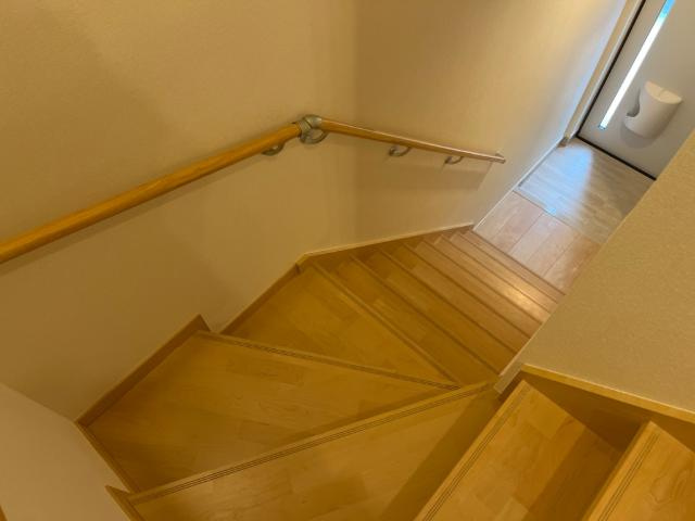 エトワールの内装|階段