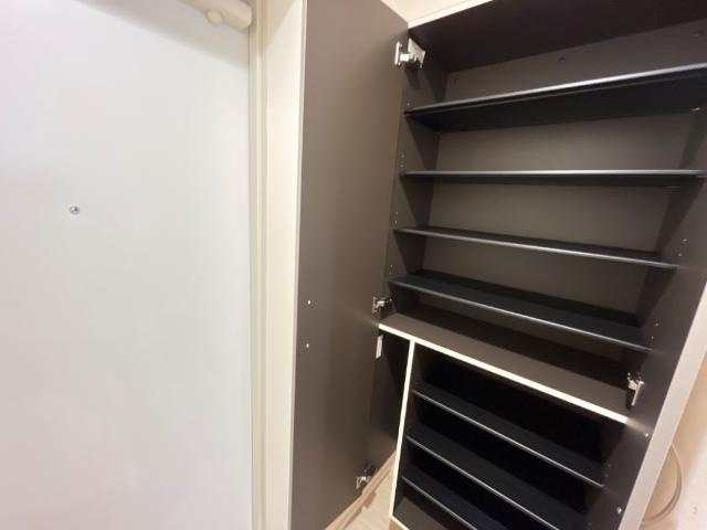エクセレントタワーの収納|下駄箱