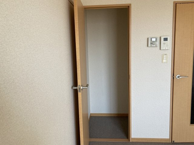 レオパレスプランドール鶴見の内装