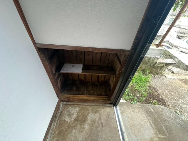 ラテール西大口戸建ての玄関
