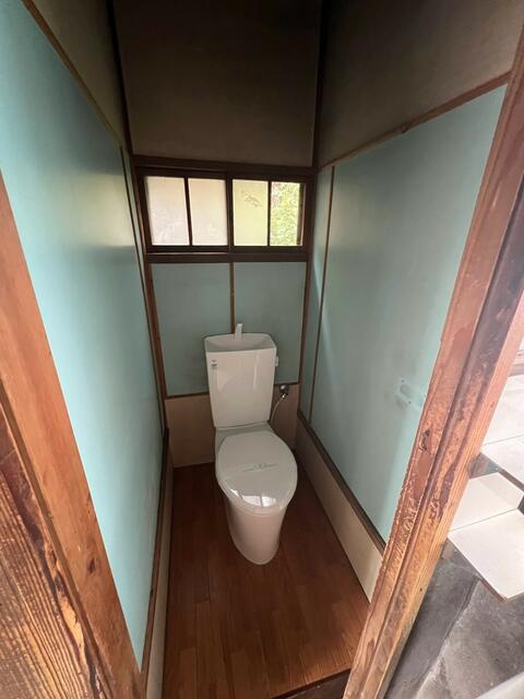 ラテール西大口戸建てのトイレ
