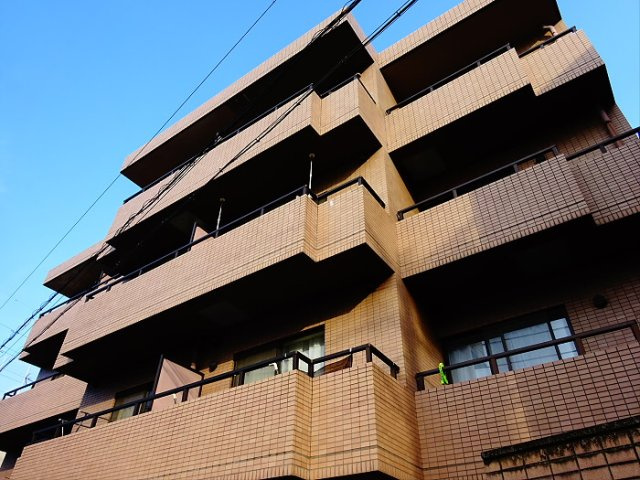 ロジェ高井戸壱番館の外観