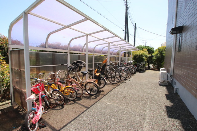★屋根付き駐輪場★