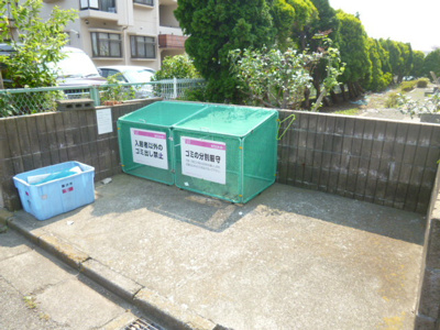 ★敷地内ごみ置き場★