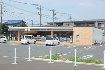 セブン-イレブン 藤沢石川店まで250