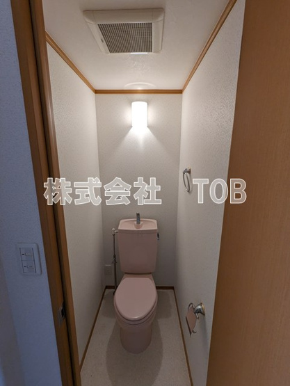 【トイレ】 | レゾンタカセ | ※クリーニング中の写真