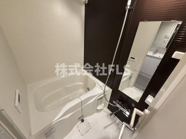 北区中十条４丁目の賃貸マンションの浴室
