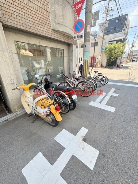 ロータリー39の駐車場
