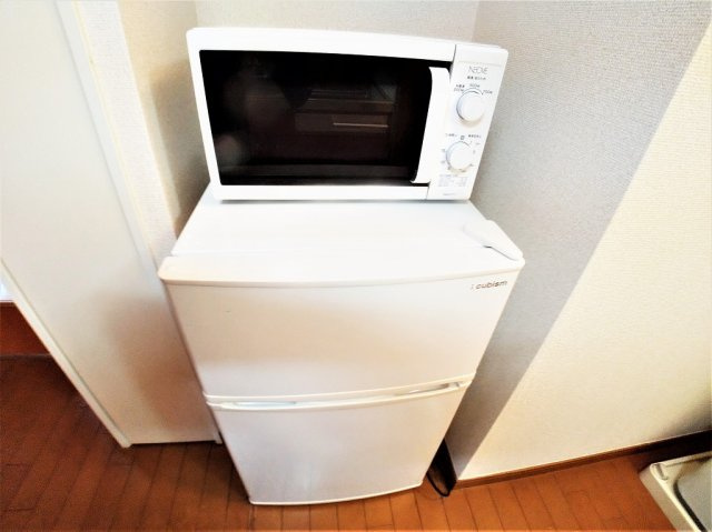 レオパレスＫ１のその他|レンジと冷蔵庫