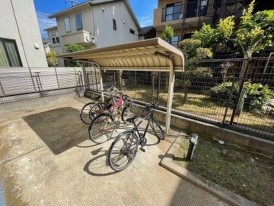 【その他】 | レオパレスＪｕ７　Ｐｉｎｅ | 駐輪場