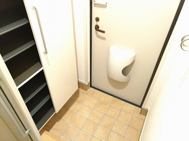 ＬＩＡＳＵの玄関
