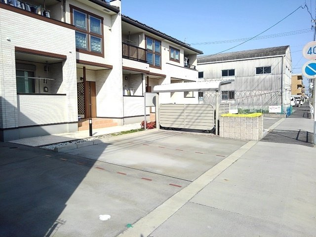 ＬＩＡＳＵの駐車場