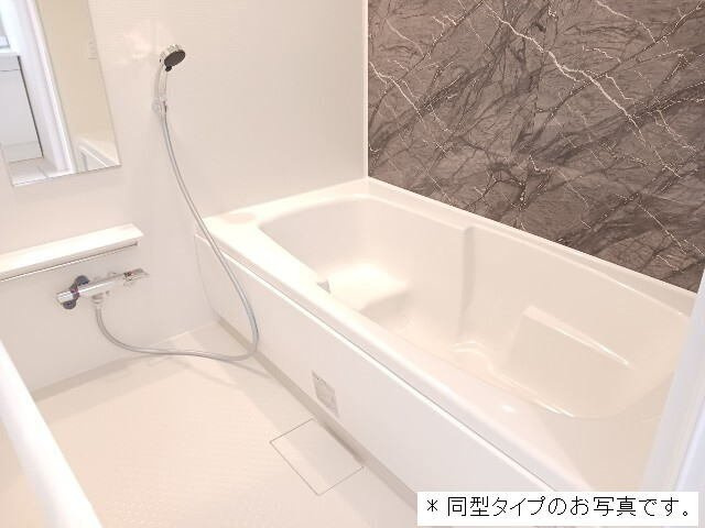 ロークァット　Ⅰの浴室