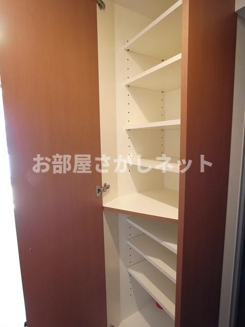 菱和パレス高輪タワーの玄関