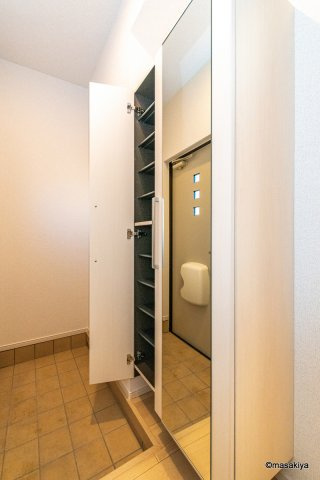 エトワール・KⅢの玄関
