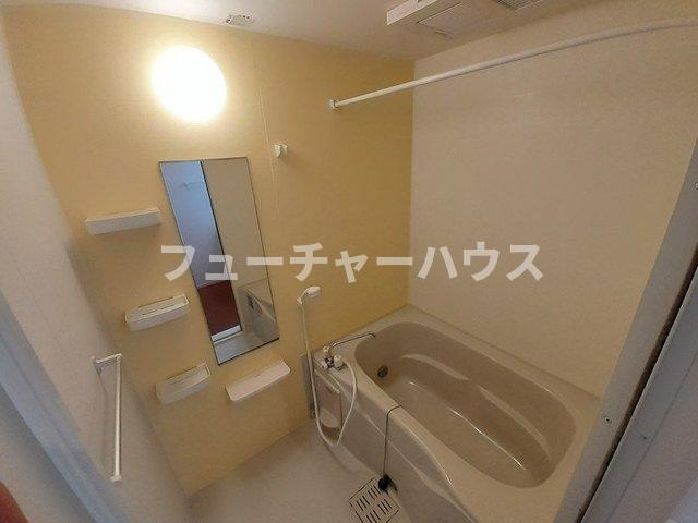 フォルトゥーナ・Ⅱの浴室|落ち着いた空間のお風呂です