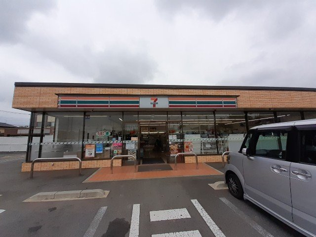 ブック　フィールドⅡの周辺|セブンイレブン前橋小相木町店まで700m