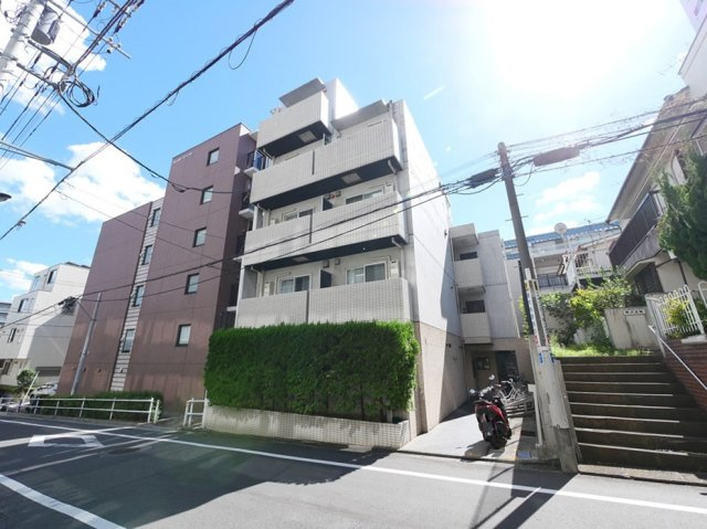 FELICIOUS J'sの外観