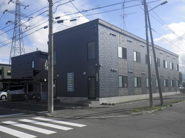 レオパレス北野台４５の外観