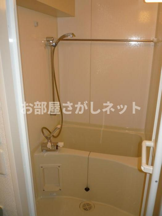 ステージファースト池袋アジールコートの浴室