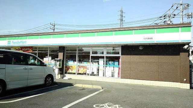 チェストナットフィールド　光の周辺|ファミリーマート杉戸清地店まで400m